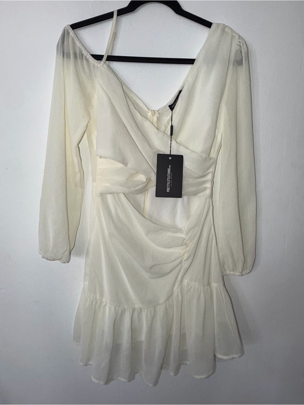 PrettyLittleThing Cream One-Shoulder Long Sleeve Mini Dress